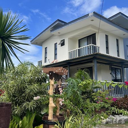 Lover'S Point Beach Front Resort Lian Esterno foto