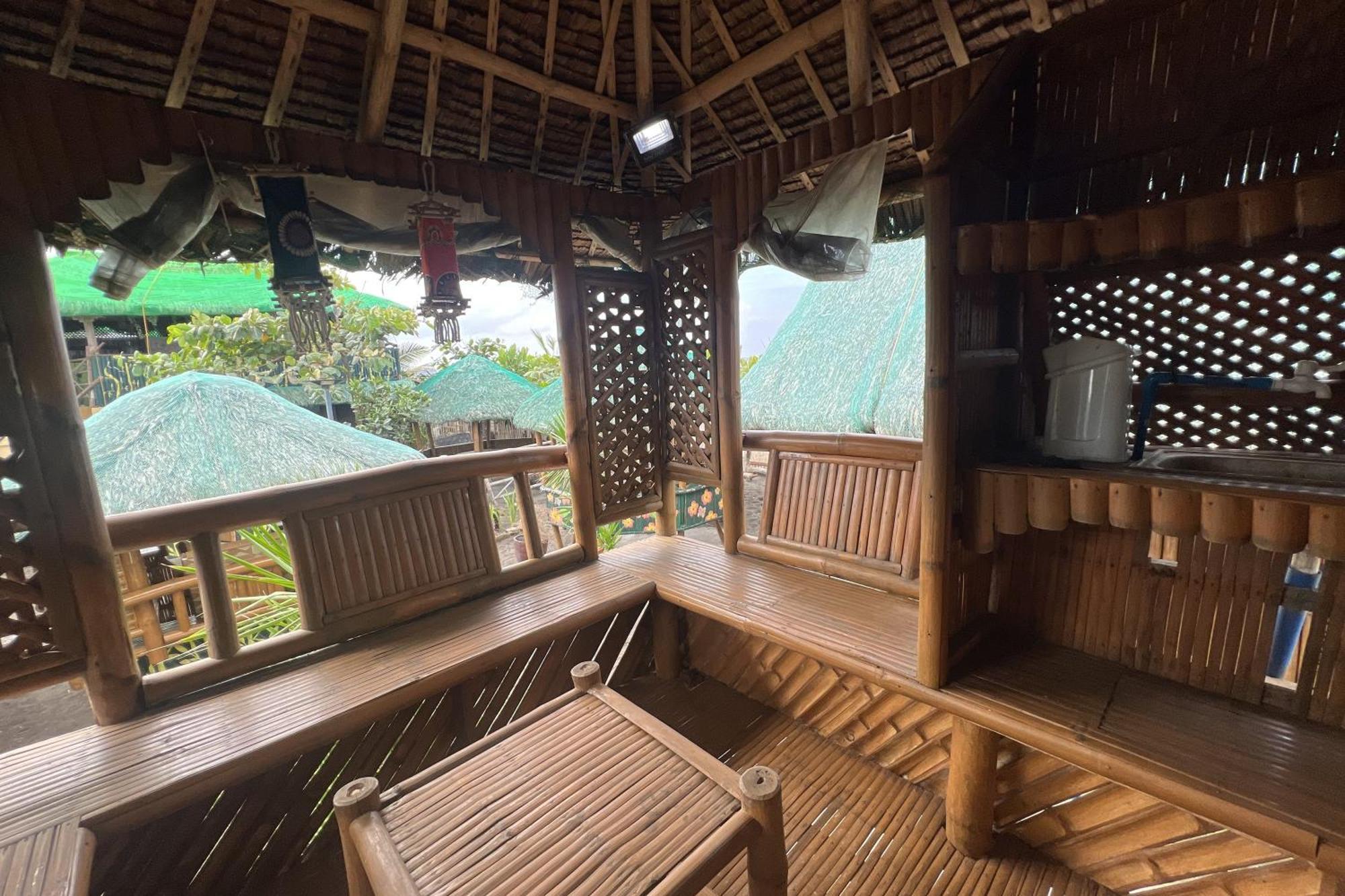 Lover'S Point Beach Front Resort Lian Esterno foto