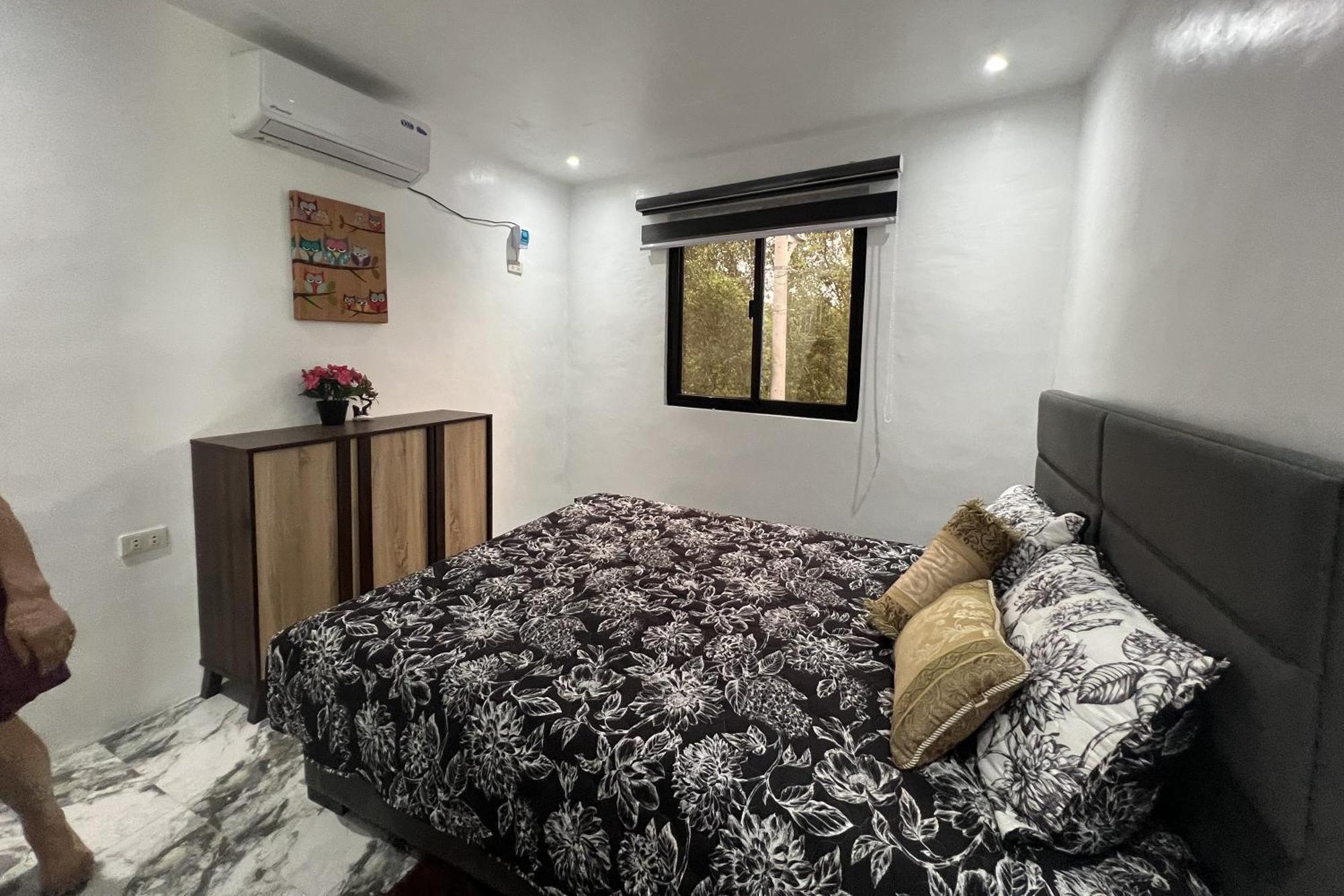 Lover'S Point Beach Front Resort Lian Esterno foto