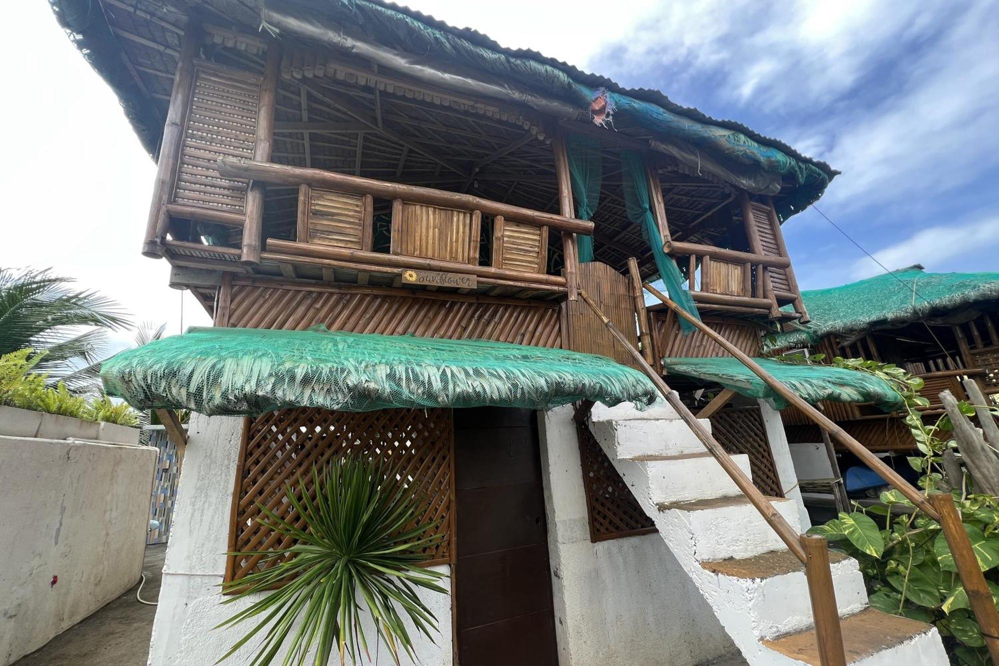 Lover'S Point Beach Front Resort Lian Esterno foto