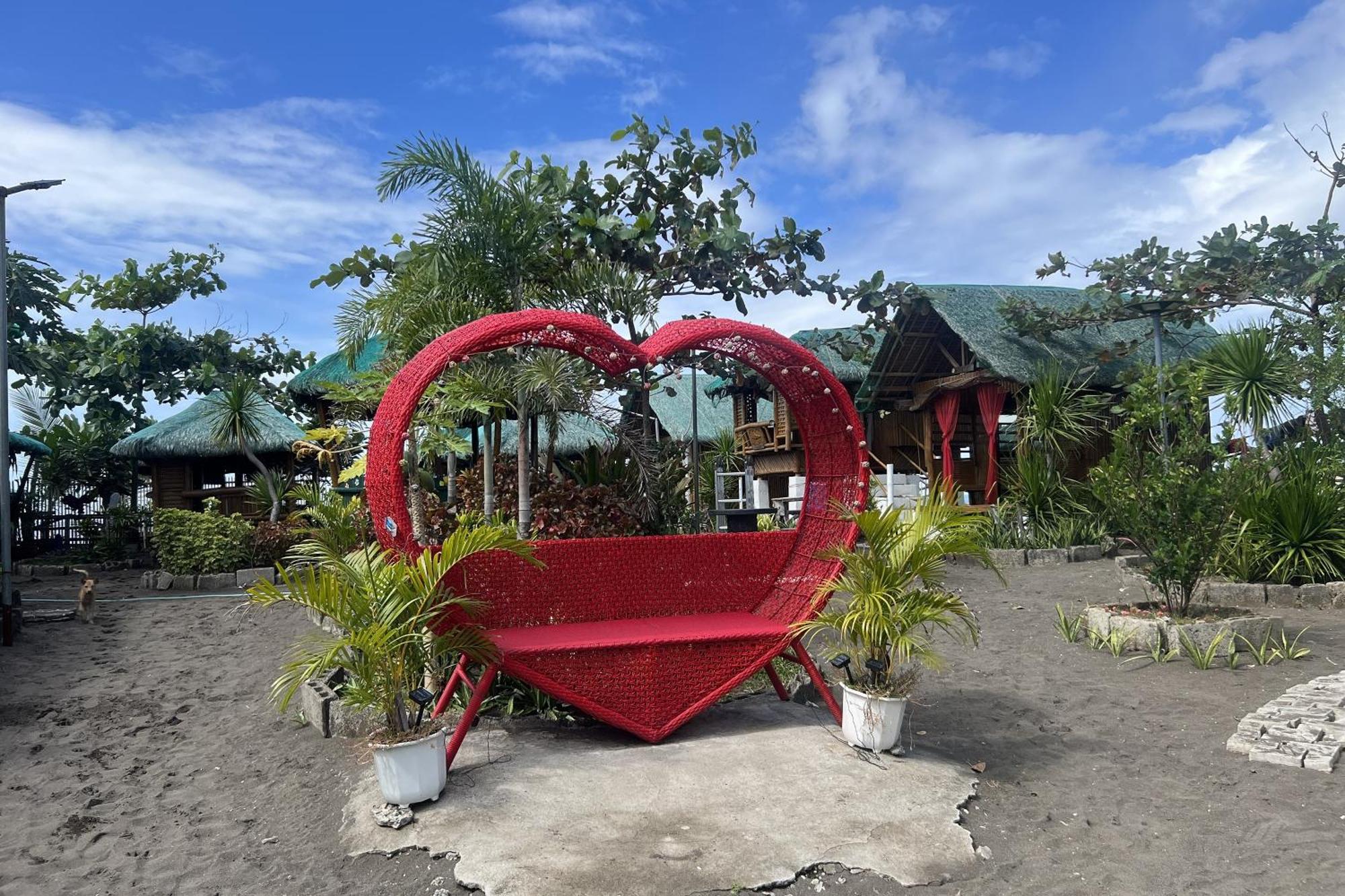 Lover'S Point Beach Front Resort Lian Esterno foto